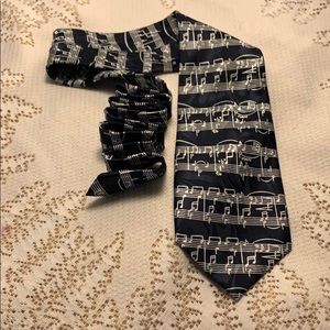 Kali Long  “Notes”  Hand Made Tie Pre Owned